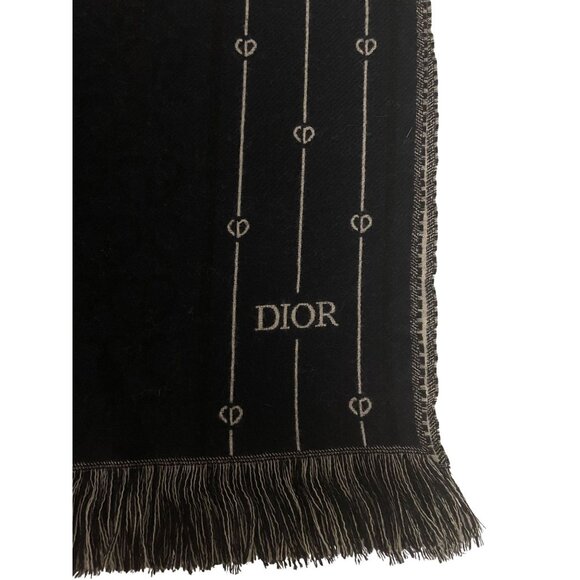 Christian Dior Black Wool Scarf W/ Monogram Pattern & Fringe - Picture 8 of 8